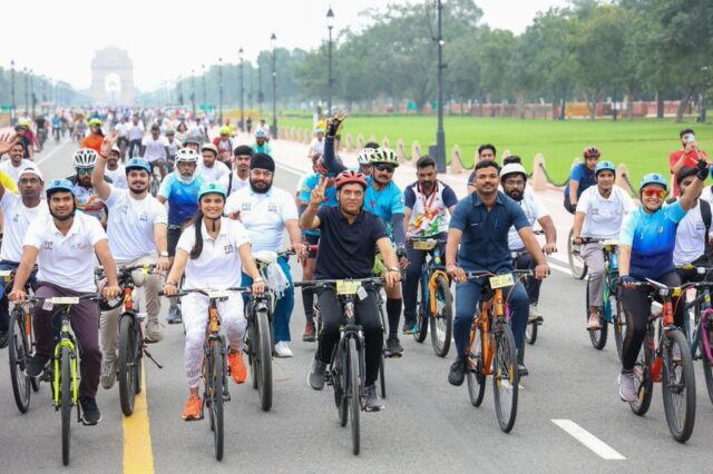Mansukh Mandaviya Cycling on Rajpath