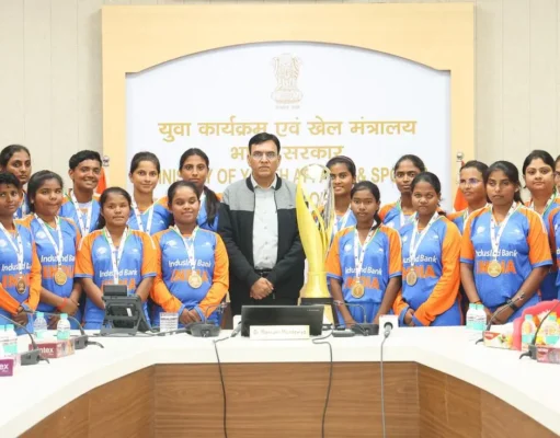 T20 विश्व कप विजेता नेत्रहीन महिला क्रिकेट टीम को खेल मंत्री मंडाविया ने किया सम्मानित, कहा- ‘पूरे देश के लिए प्रेरणा हैं आप’ नेत्रहीन महिला क्रिकेट टीम