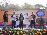 Fit India Carnival 2026: दिल्ली के JLN स्टेडियम में फिटनेस का महाकुंभ; ‘रोप स्किपिंग’ और ‘पिंक साइक्लोथॉन’ ने जीता सबका दिल Fit India Carnival 2026